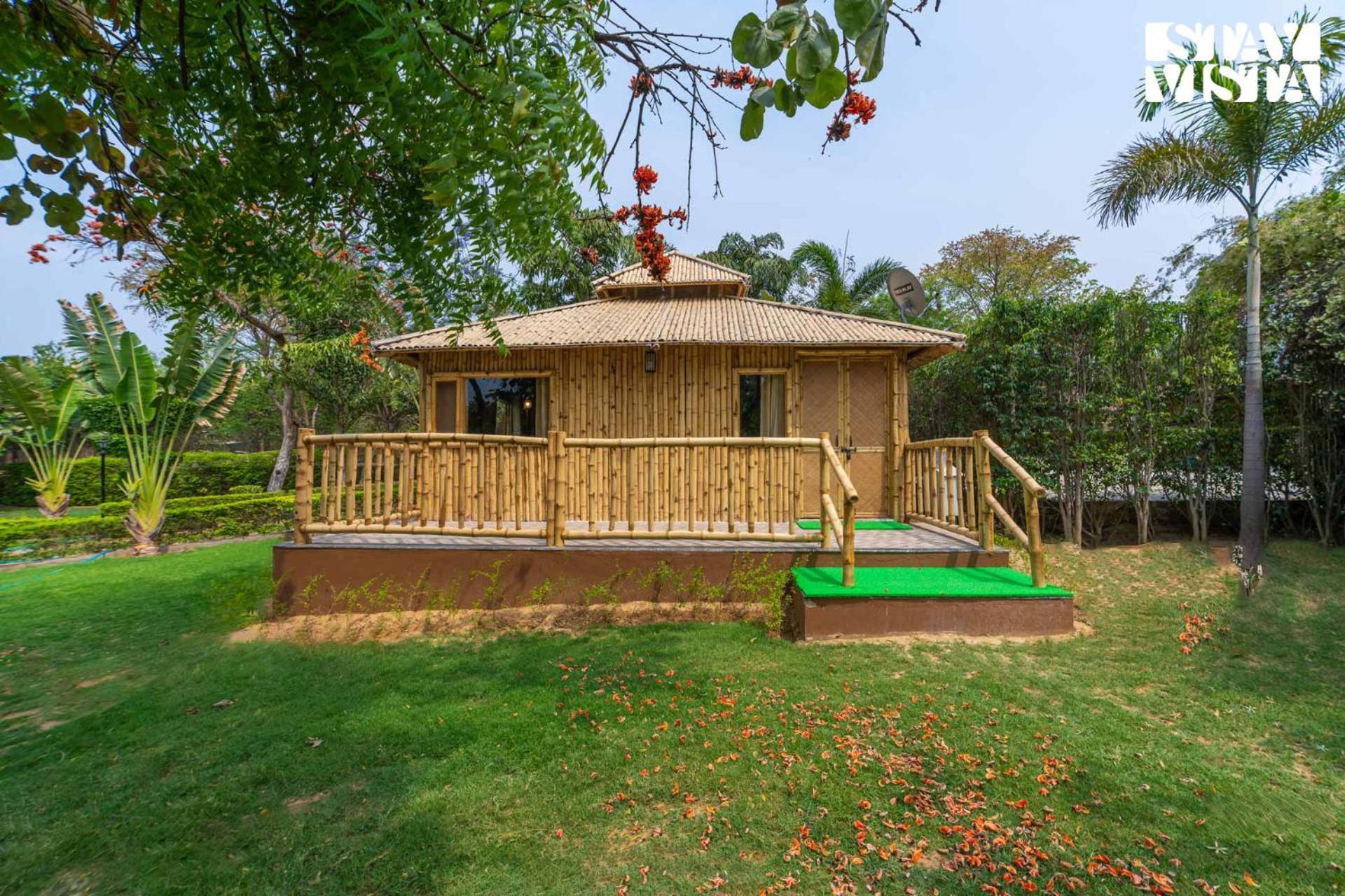 Stayvista At Maple Farms With Pool, Bbq & Bonfire Sohna Esterno foto