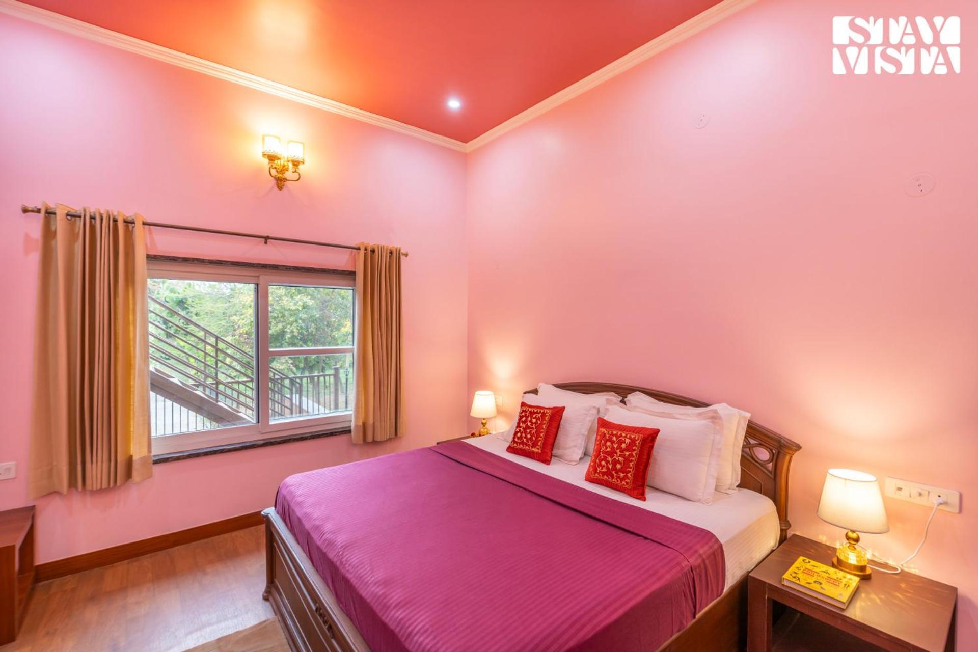 Stayvista At Maple Farms With Pool, Bbq & Bonfire Sohna Esterno foto