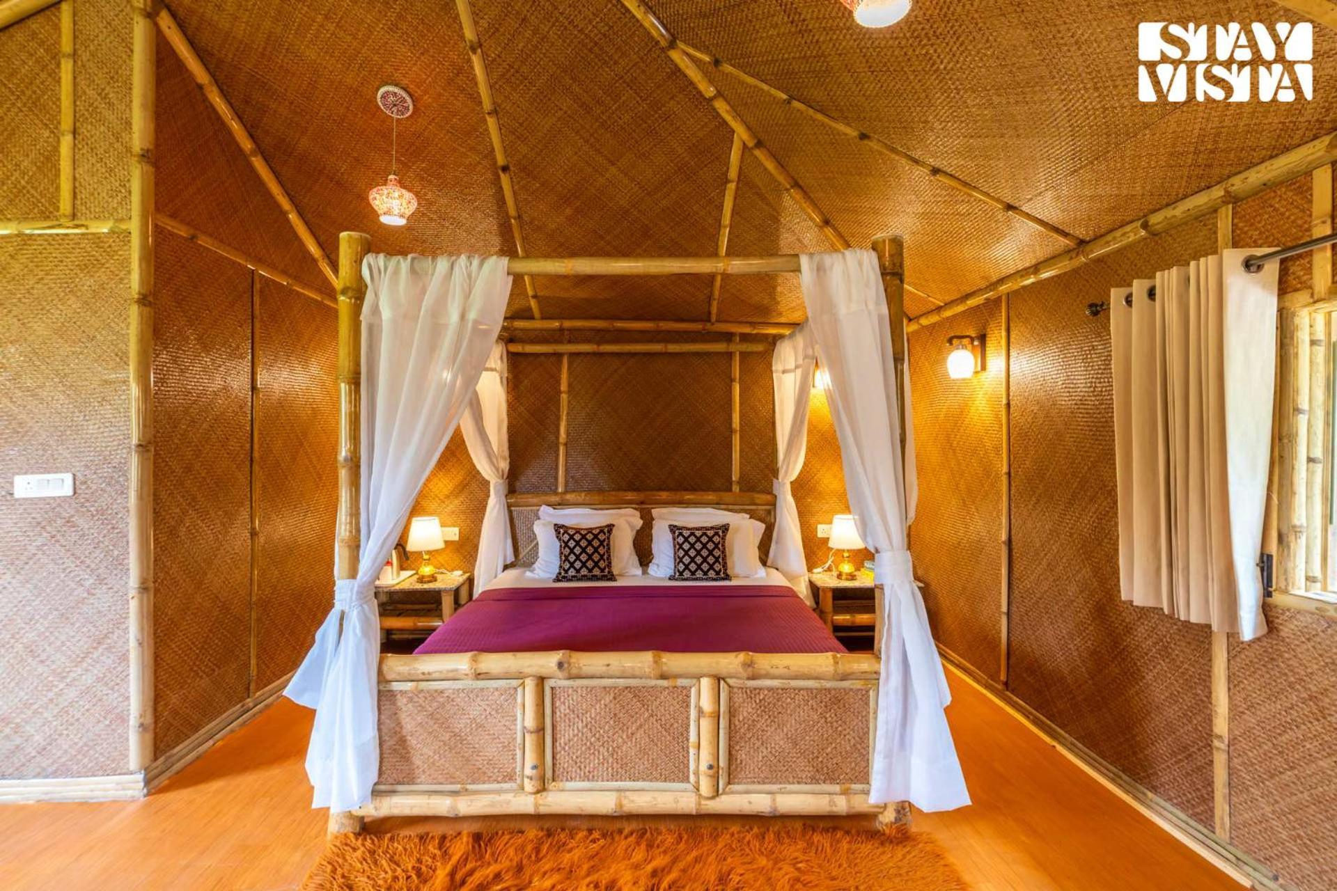 Stayvista At Maple Farms With Pool, Bbq & Bonfire Sohna Esterno foto